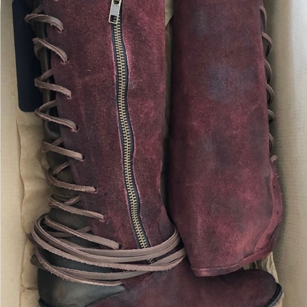 BNWB FREEBIRD WINE COAL TALL BOOTS SUEDE/LEATHER sz 7 - Picture 9 of 9
